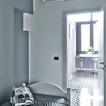 Domus Parthenope Lägenhet *