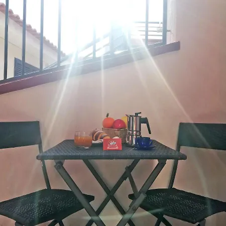 Domus Parthenope Apartment