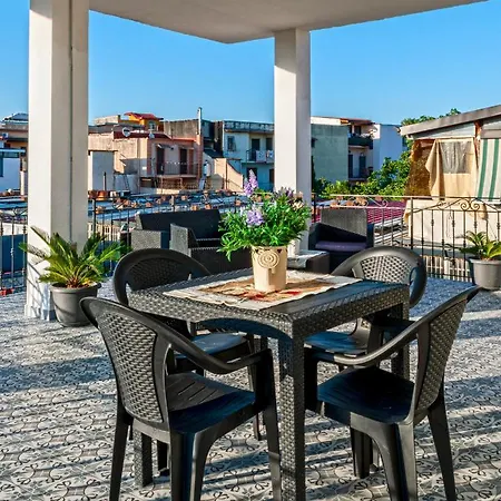 Апартаменты Domus Parthenope *