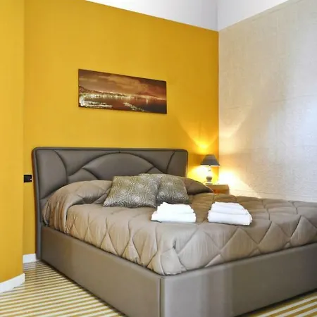 Domus Parthenope Apartment