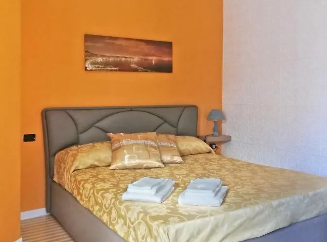 Domus Parthenope Appartement *